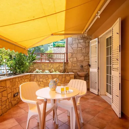 Lejlighed Kalura Seaview Terrace By Wonderful Italy
