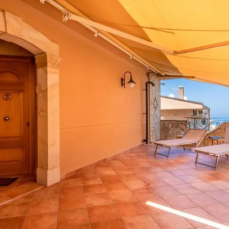 Kalura Seaview Terrace By Wonderful Italy *